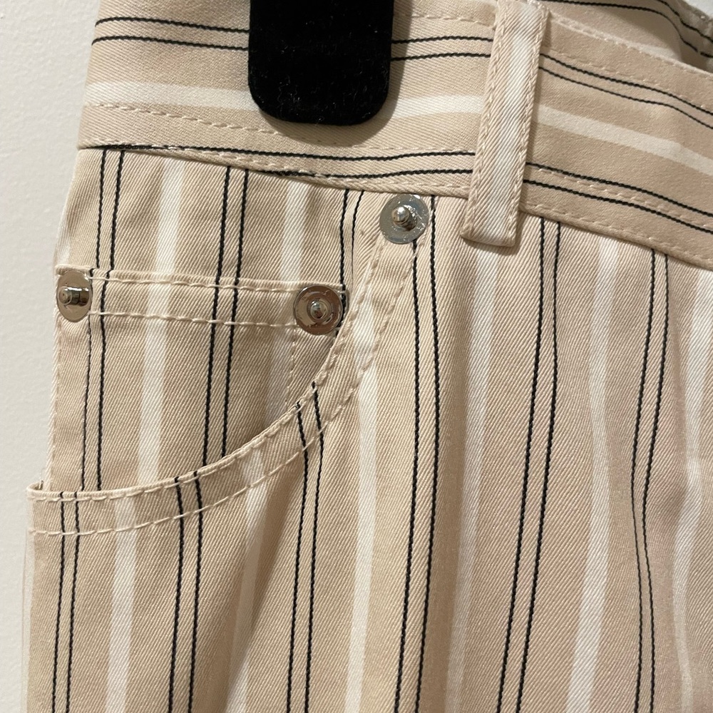 Jeans - Picture 4 of 6